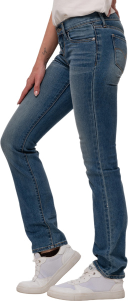 Спортивная одежда