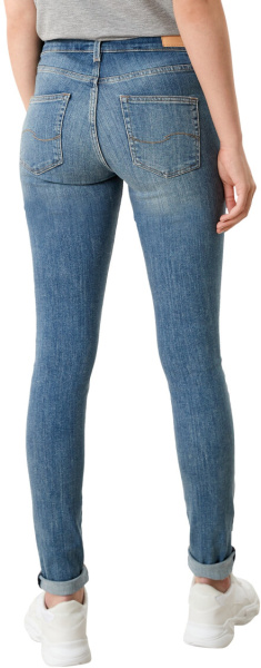 Спортивная одежда