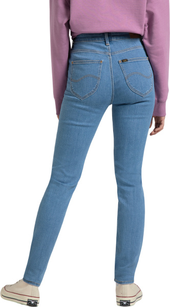 Спортивная одежда