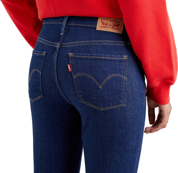 Спортивная одежда