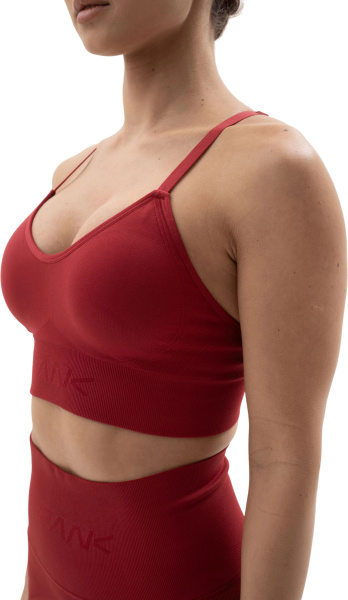 Спортивный топ