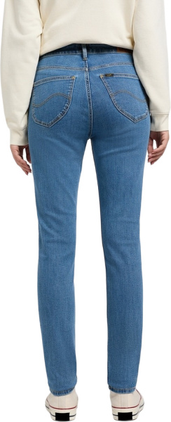 Спортивная одежда