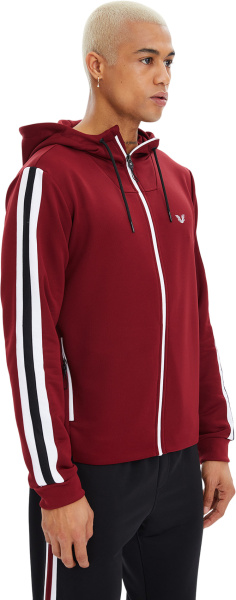 Спортивный костюм Спортивный костюм