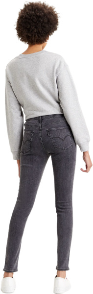 Спортивная одежда