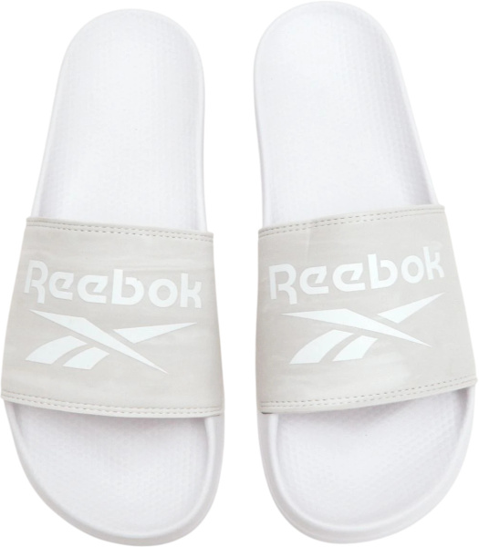 Спортивная обувь