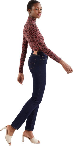 Спортивная одежда