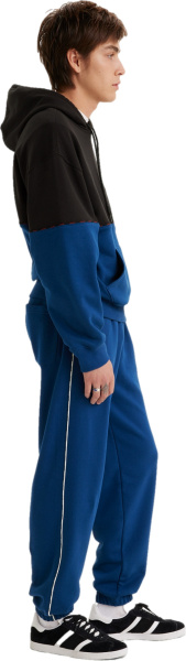 Спортивные штаны