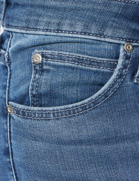 Спортивная одежда