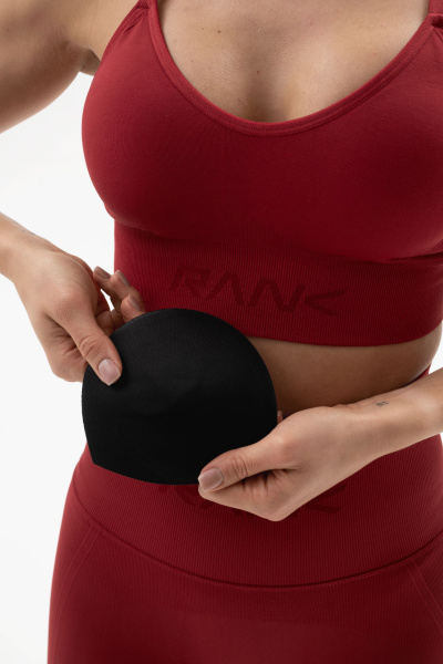 Спортивный топ