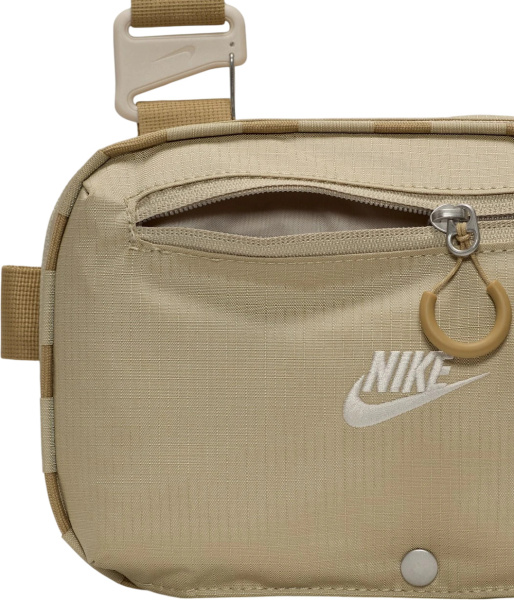 Спортивная сумка