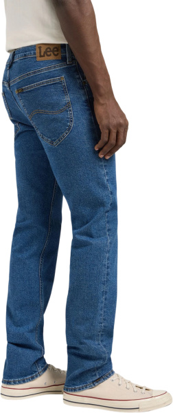 Спортивная одежда