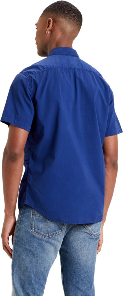 Мужская рубашка