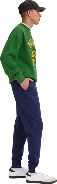 Спортивные штаны