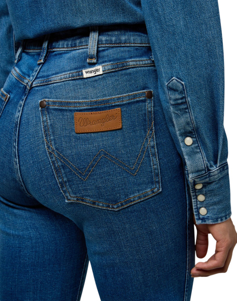 Спортивная одежда