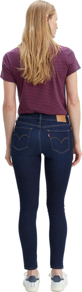 Спортивная одежда