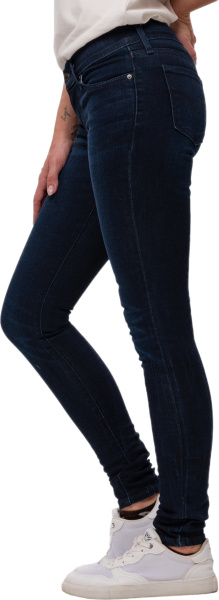 Спортивная одежда