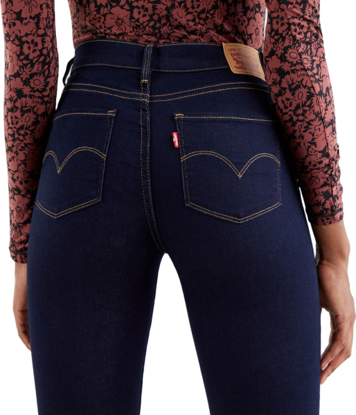 Спортивная одежда