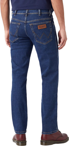 Спортивная одежда