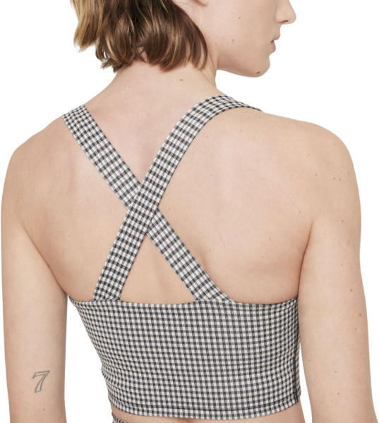 Спортивный топ