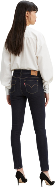 Спортивная одежда