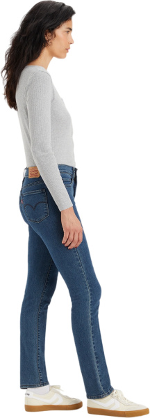 Спортивная одежда