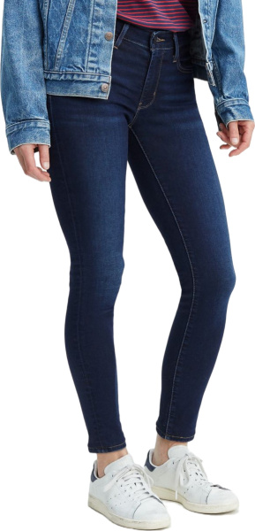 Спортивная одежда