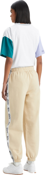 Спортивные штаны