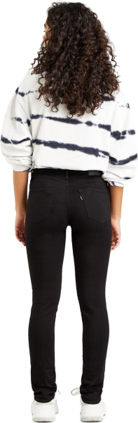 Спортивная одежда