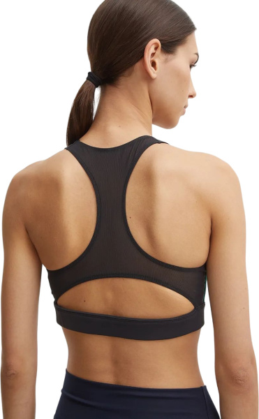 Спортивный топ