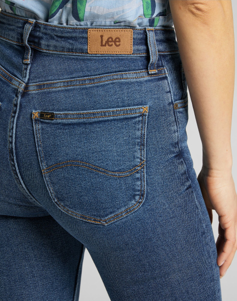 Спортивная одежда