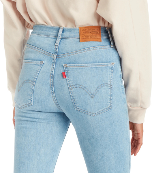 Спортивная одежда