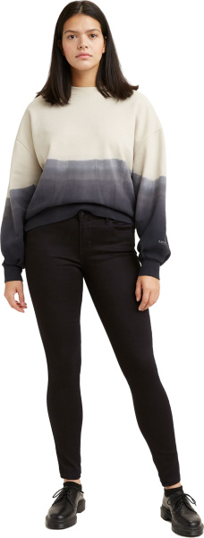 Спортивная одежда