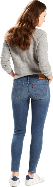 Спортивная одежда