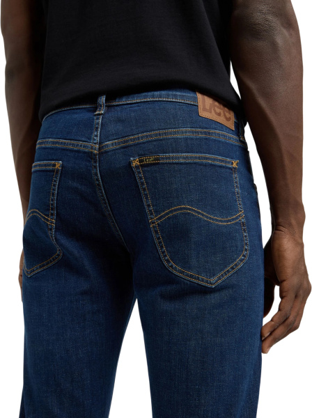 Спортивная одежда