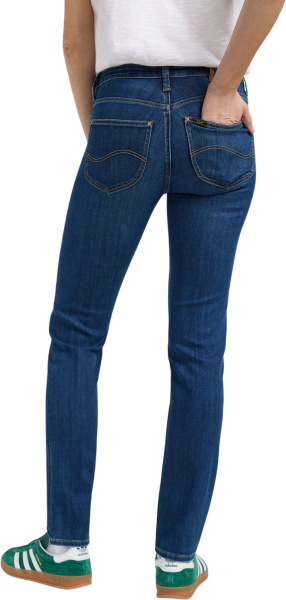 Спортивная одежда