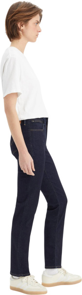 Спортивная одежда