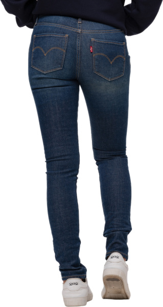 Спортивная одежда