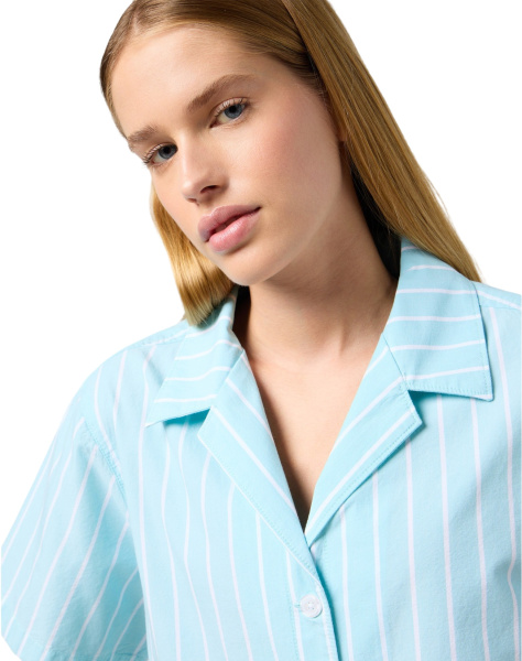 Мужская рубашка