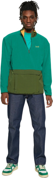 Спортивная одежда