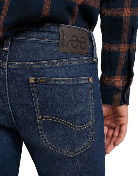 Спортивная одежда