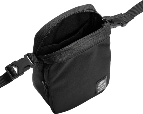 Спортивная сумка