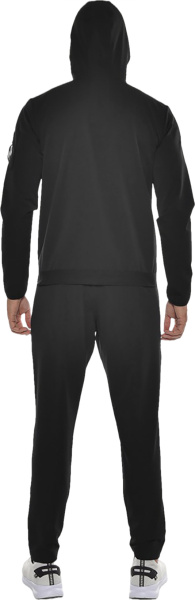 Спортивный костюм Спортивный костюм