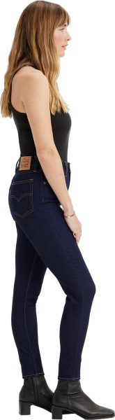 Спортивная одежда