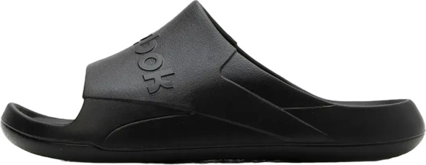 Спортивная обувь