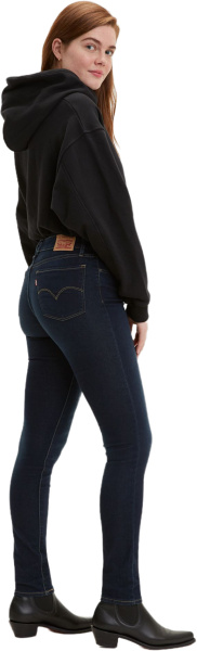 Спортивная одежда