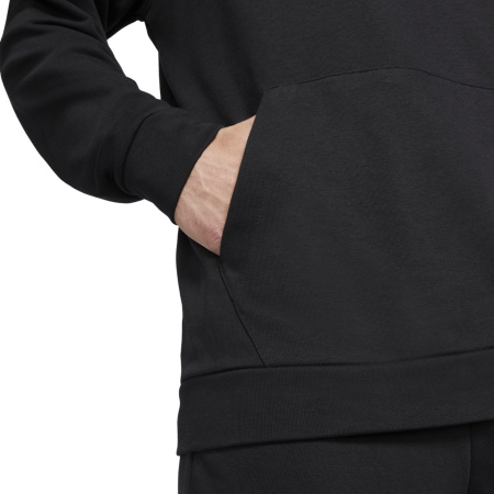 Спортивная одежда