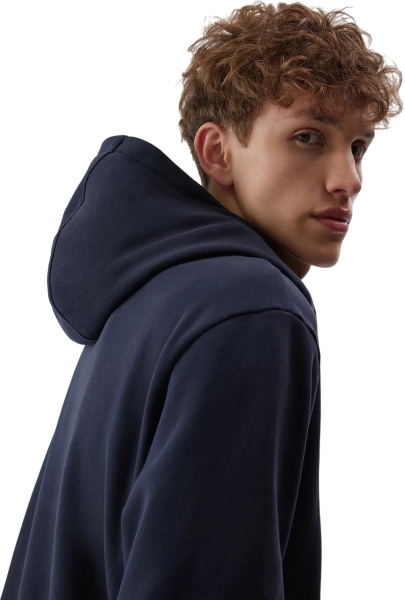 Спортивная одежда