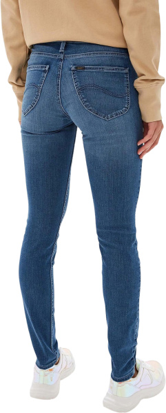 Спортивная одежда