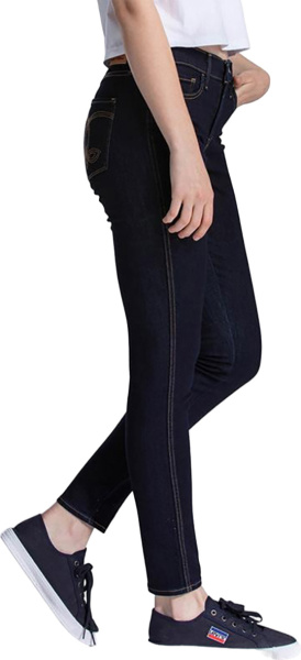 Спортивная одежда