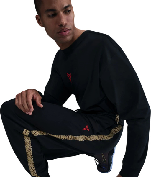 Спортивные штаны